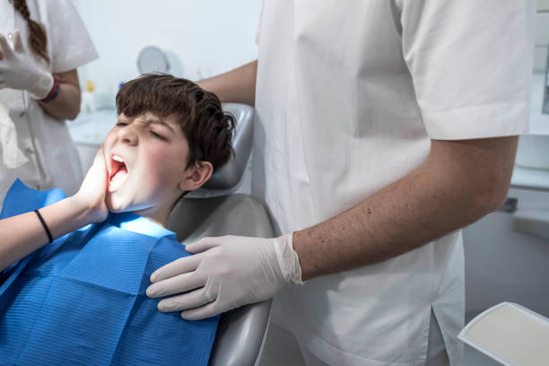 Best Emergency Tooth Extraction in Sage, CA